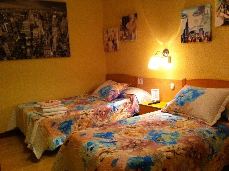 Hostal Alicante Madri Quarto foto